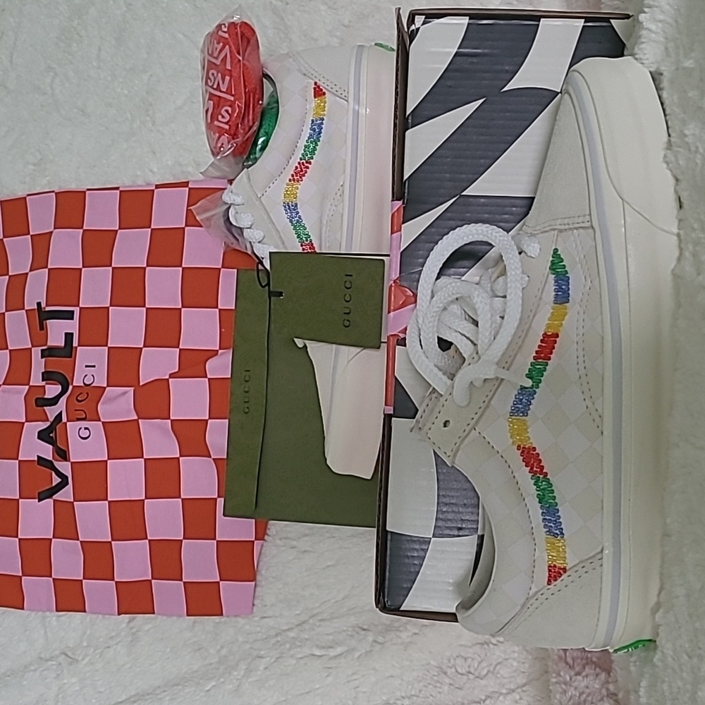 Gucci X Vans beaded suede skate sneaker M7 W8.5 new in box